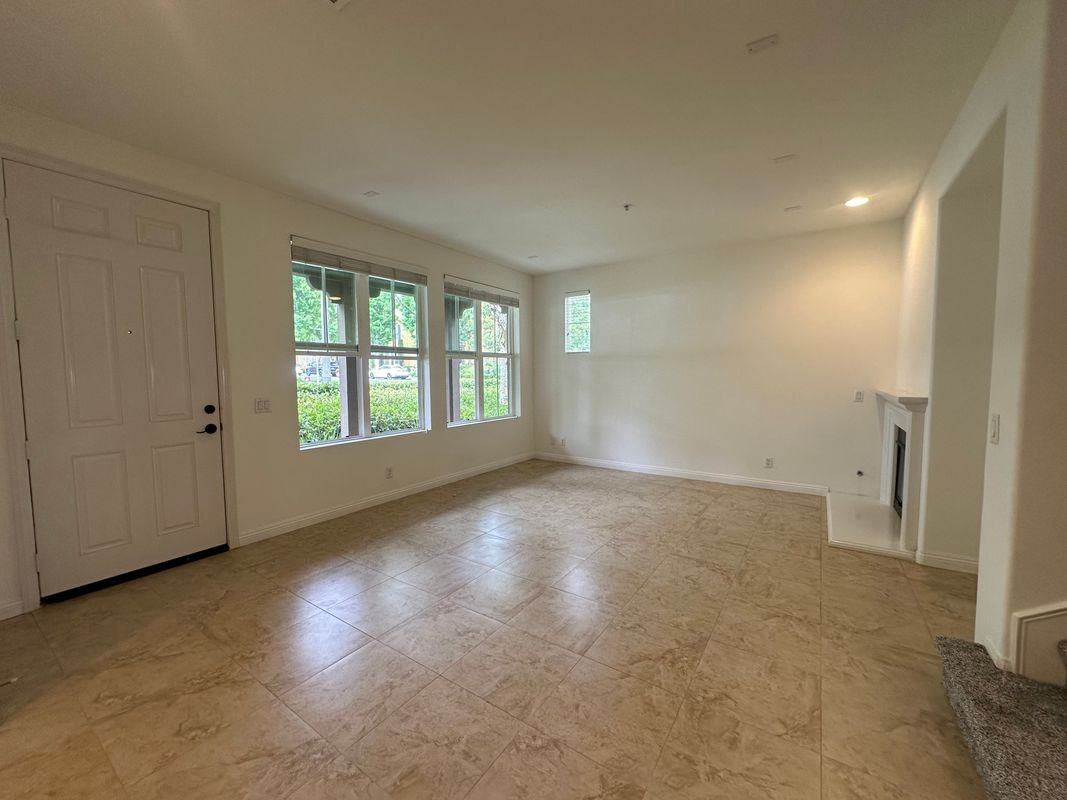 21 Nightshade - Photo 2 of 14