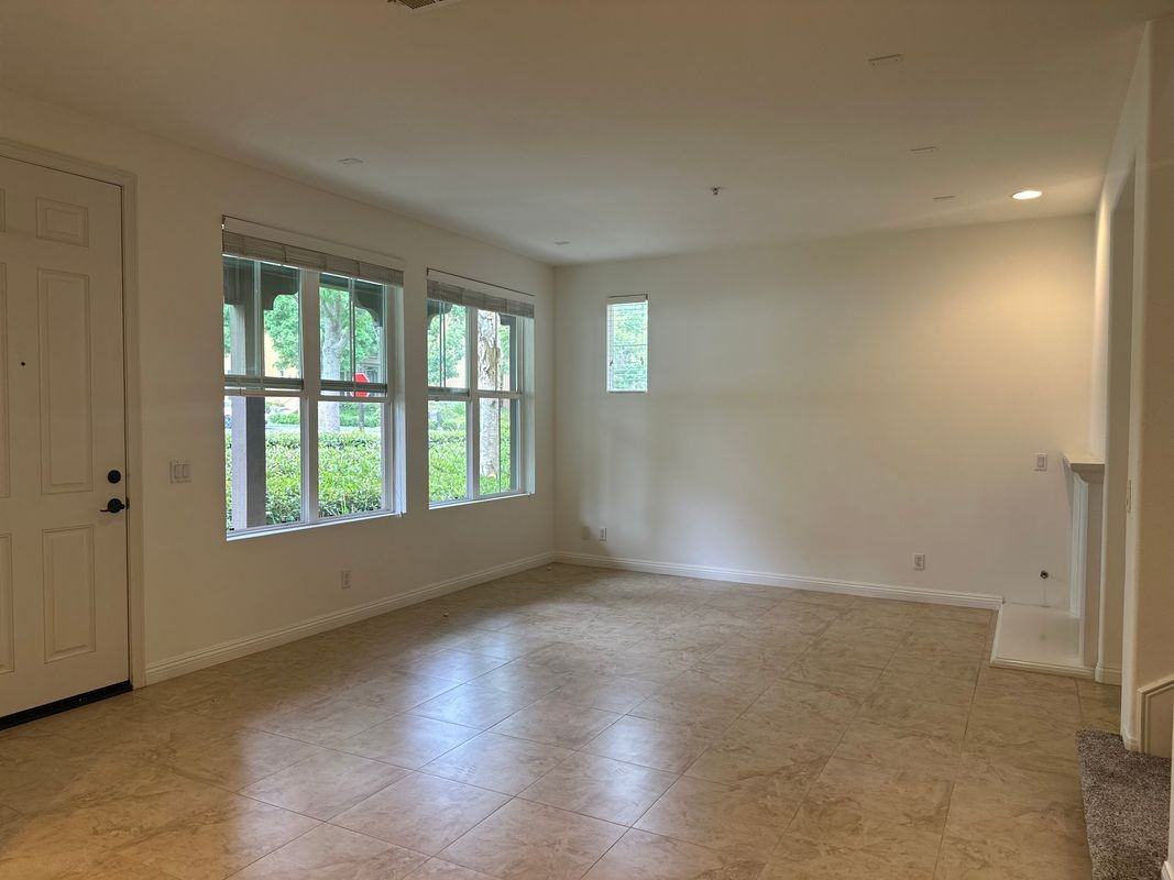 21 Nightshade - Photo 3 of 14