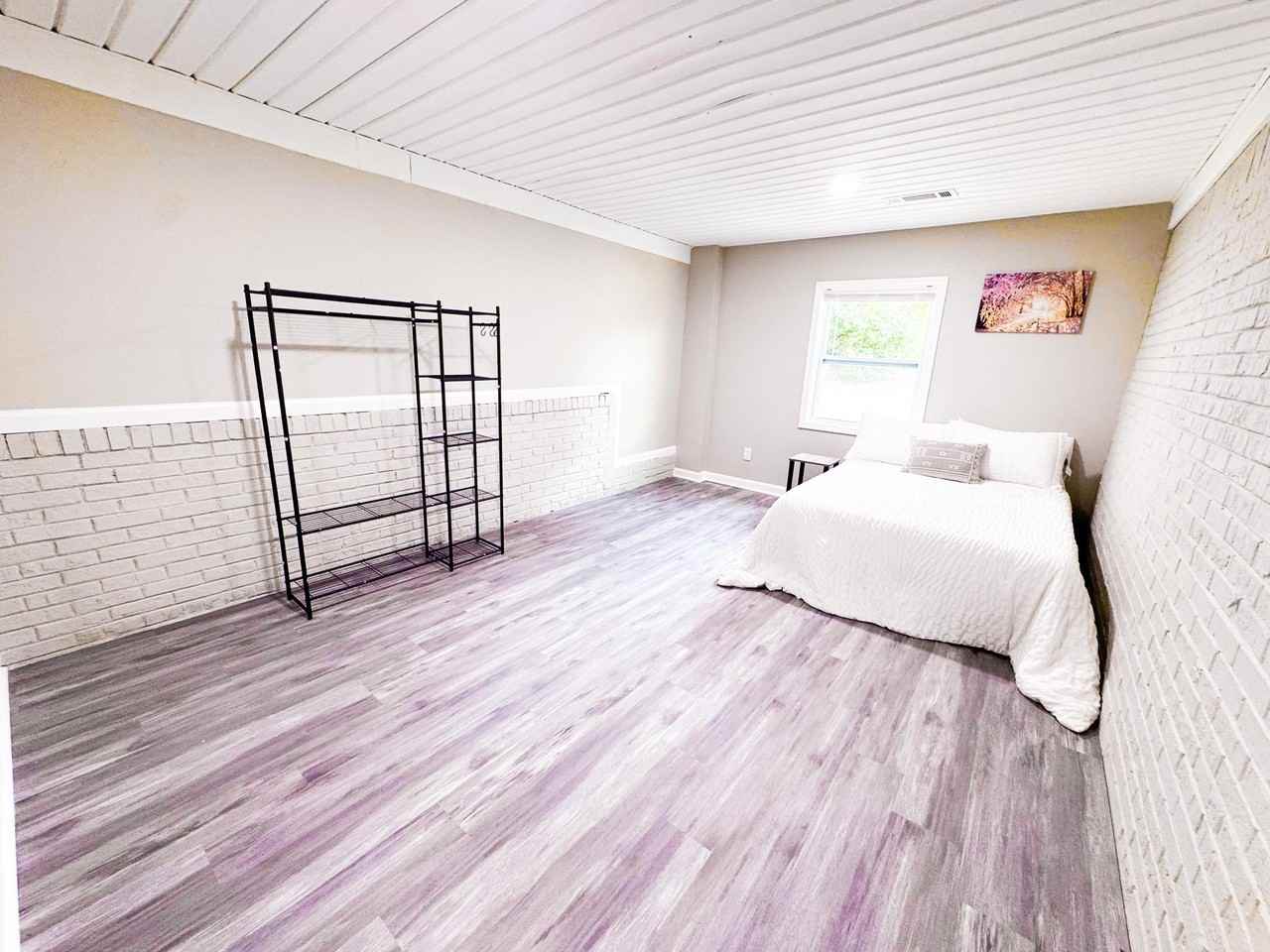 Kingston Rd Nw - Photo 6 of 8