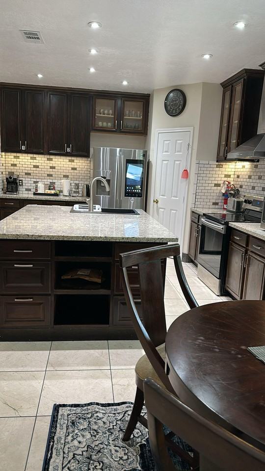 Regalbrook Dr - Photo 3 of 17