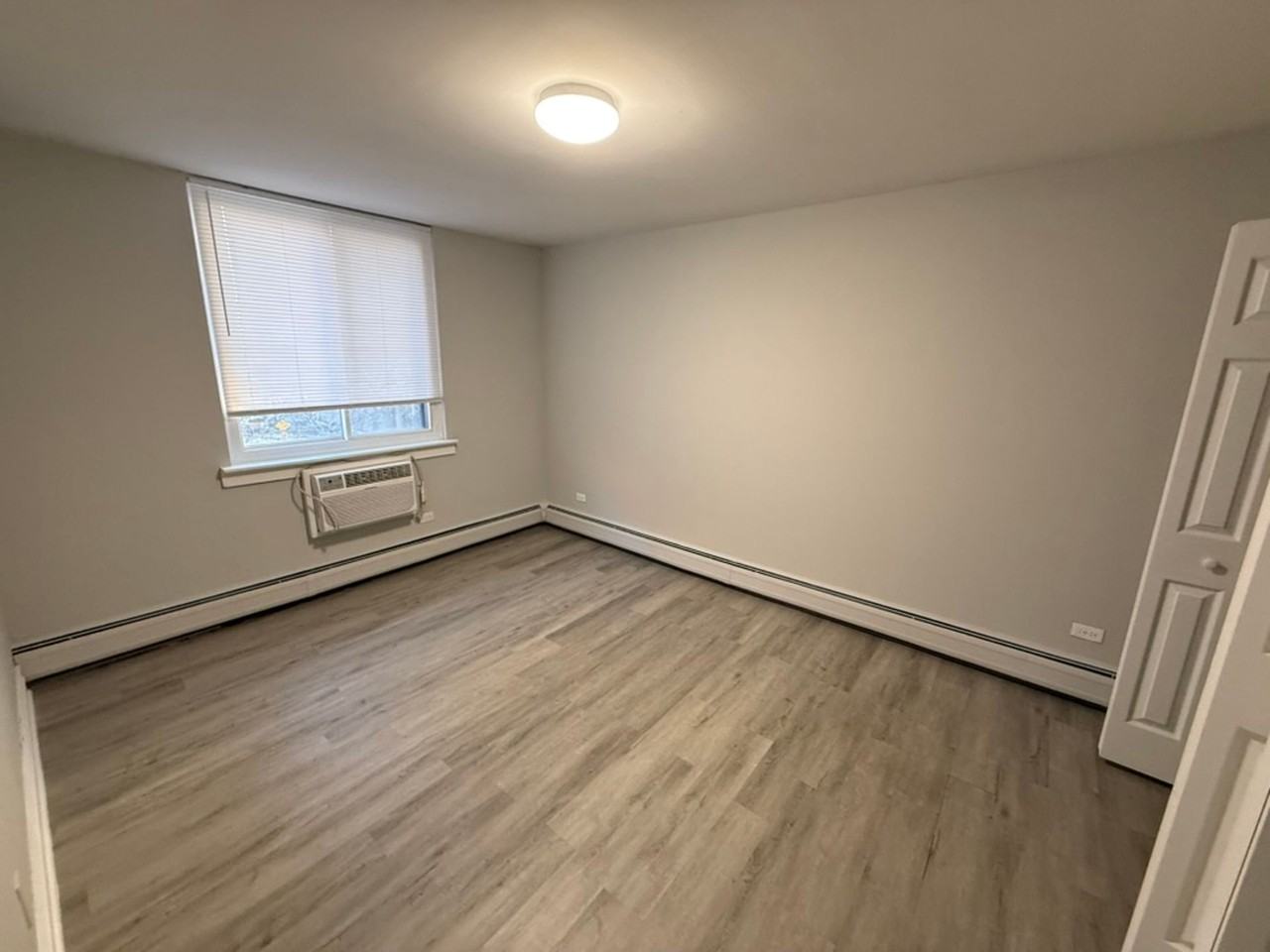 LIVE....LAKE.....RELAX - Photo 6 of 8