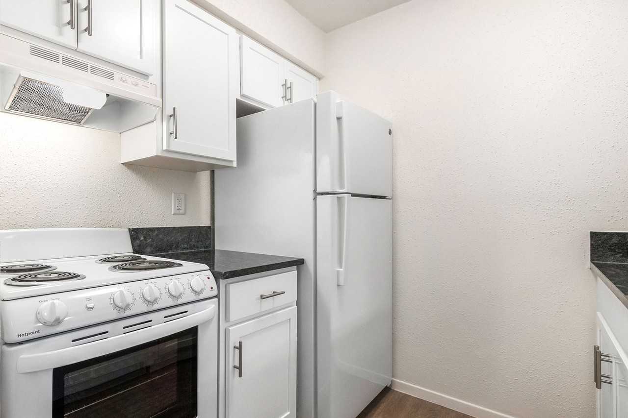 Crossroads - Photo 6 of 20