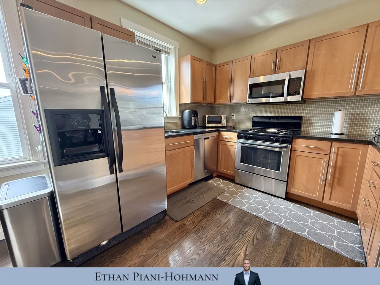 173 Newton St #4 - Photo 3 of 8