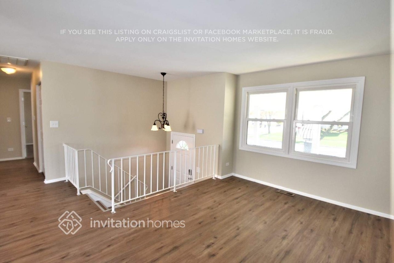 1718 President St - Photo 2 of 12
