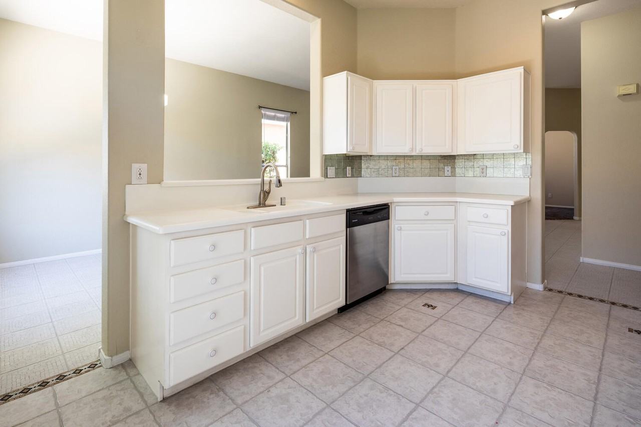 22 Alyson Pond Cir #NA - Photo 4 of 21
