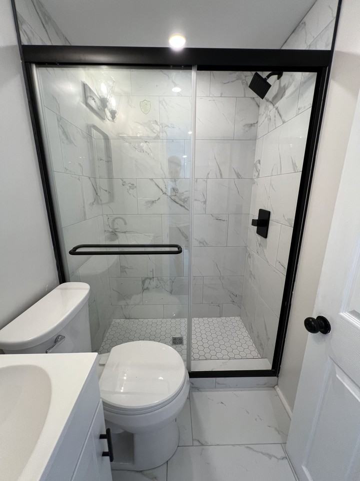 689 Main St #2S - Photo 3 of 11