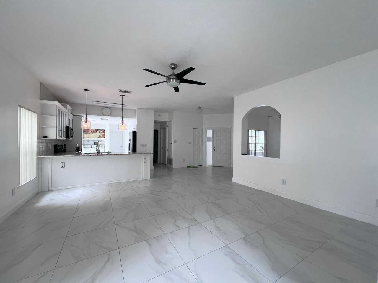 5795 Parkview Point Dr #NA - Photo 3 of 14