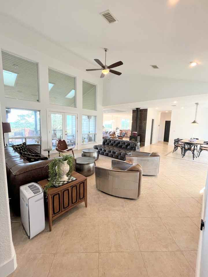 1015 Westland Ridge Rd #NA - Photo 6 of 37