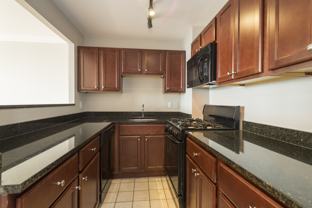 1413 Columbia Rd #16C - Photo 1 of 1