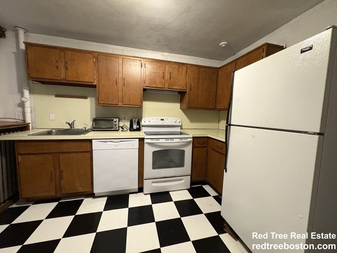 28 Woodward St #2 - Photo 2 of 20