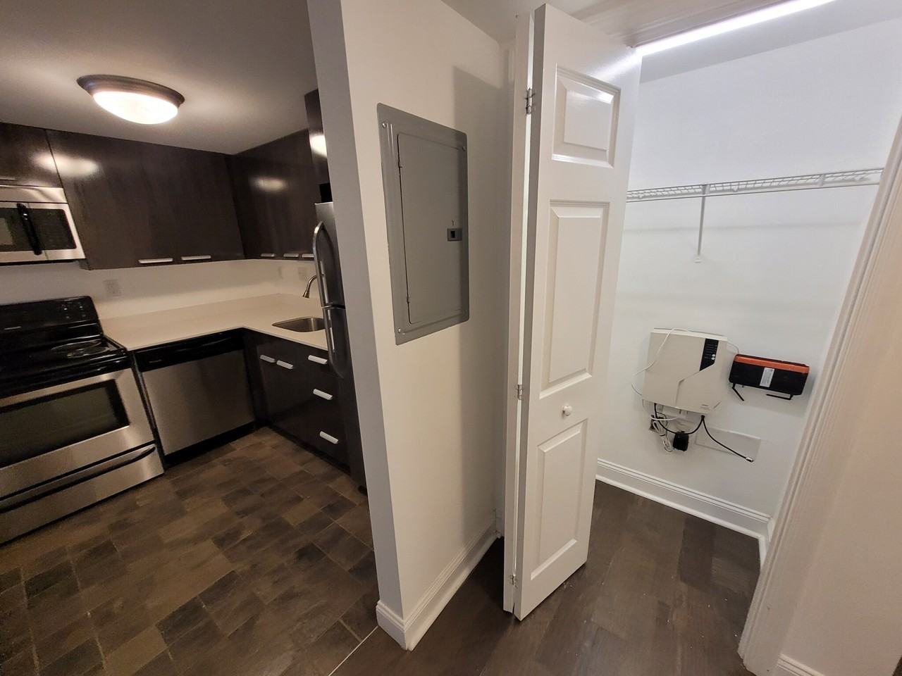 457 Centre St #C - Photo 5 of 13