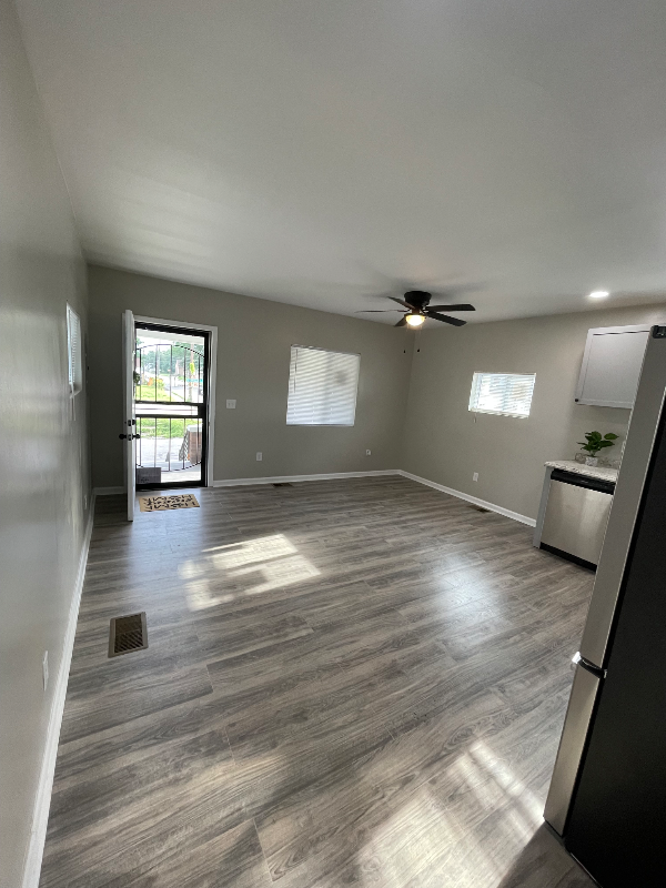 2023 Standard Ave - Photo 3 of 11