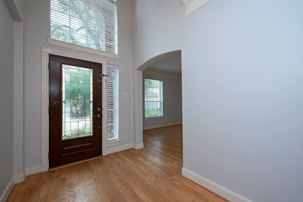 3238 Enclave Ln - Photo 7 of 33