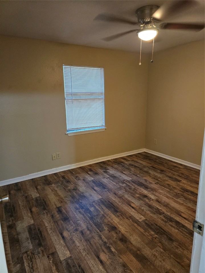 116 Woodland Cir Apt A - Photo 3 of 8