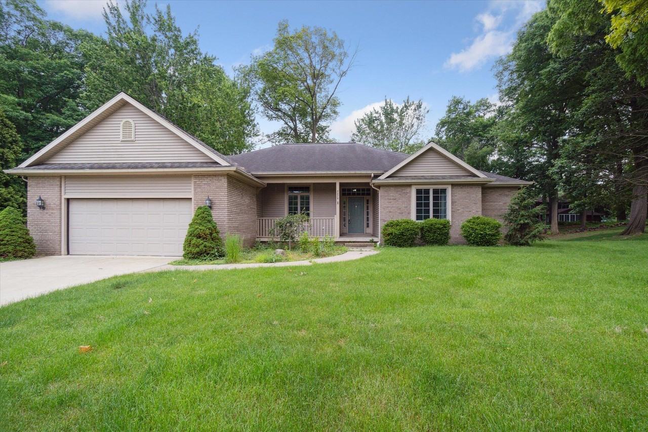 5279 Thames Ct - Photo 4 of 50