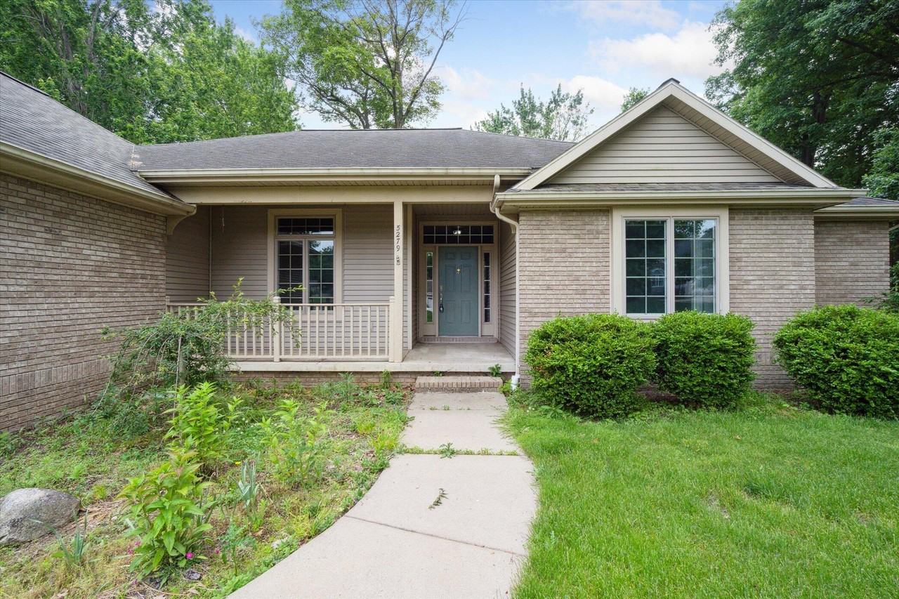 5279 Thames Ct - Photo 6 of 50