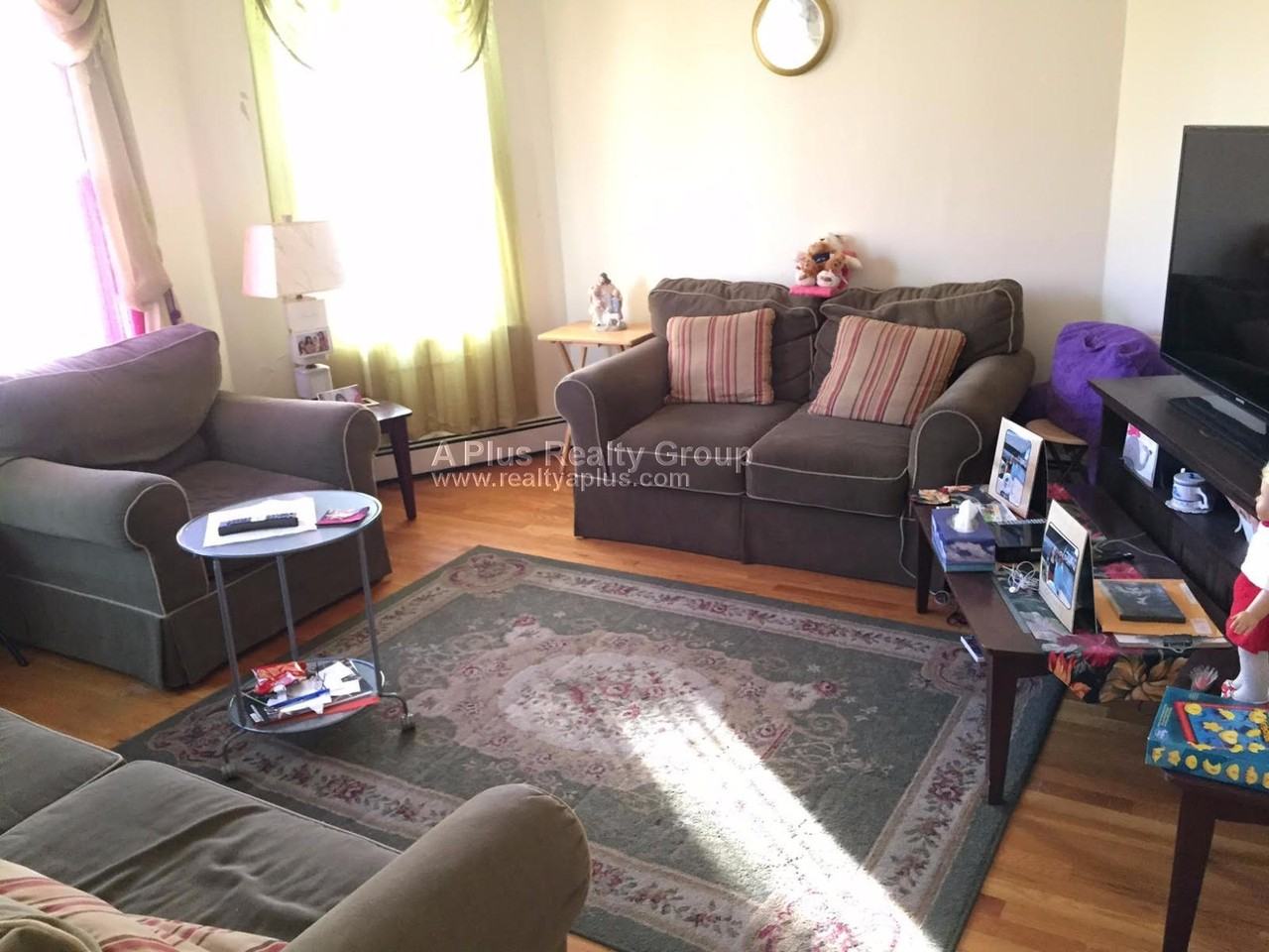 Buckley Ave #2 - Photo 2 of 8