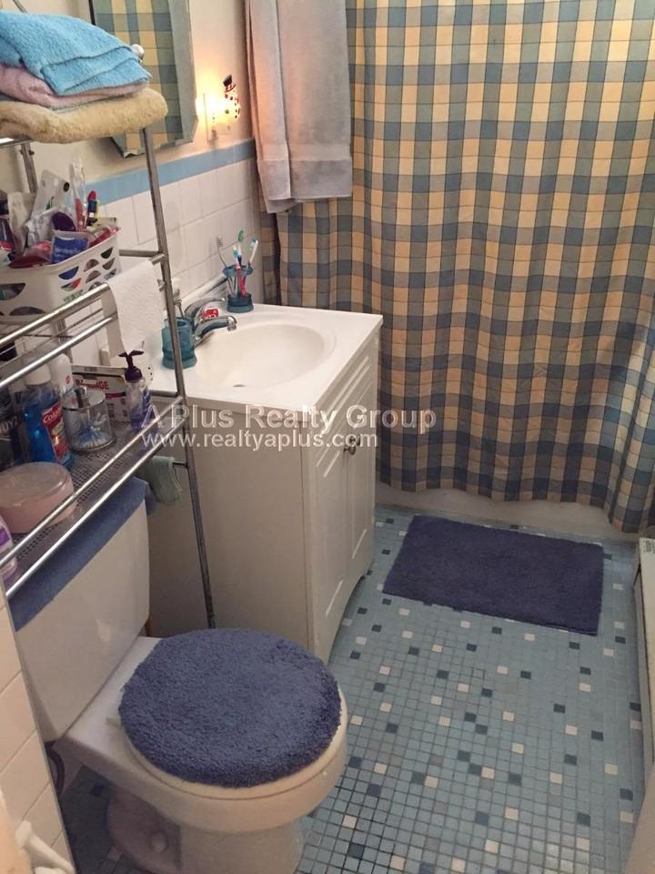 Buckley Ave #2 - Photo 3 of 8