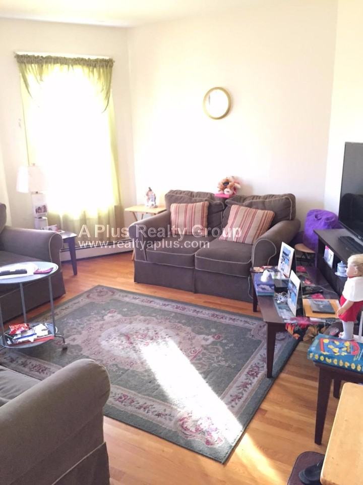 Buckley Ave #2 - Photo 7 of 8