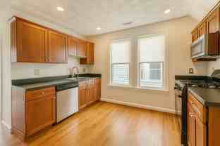 45 Almont St #3 - Photo 1 of 1