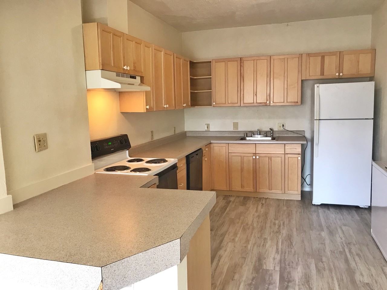 3201 21st Avenue West #1 - Photo 2 of 22