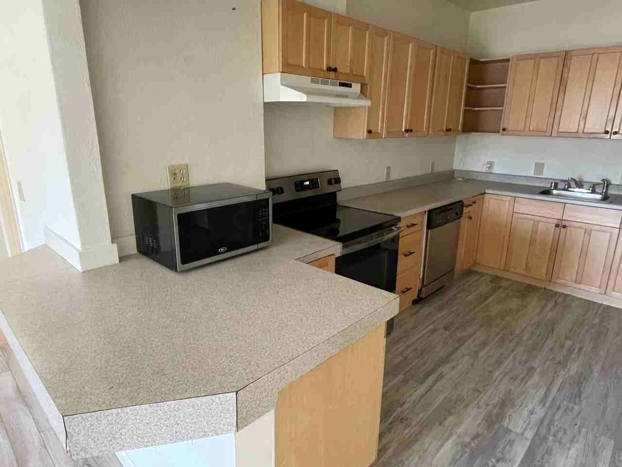 3201 21st Avenue West #1 - Photo 4 of 22