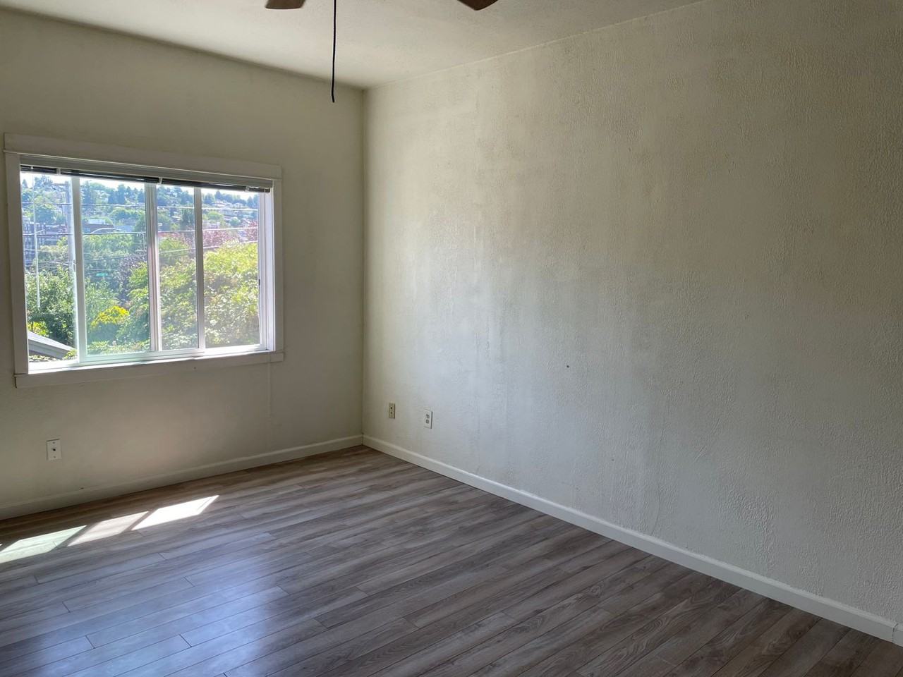 3201 21st Avenue West #1 - Photo 7 of 22