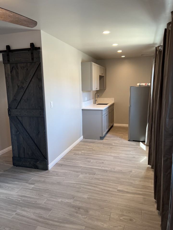 3254 Mission Blvd #3254 - Photo 6 of 9