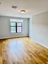 147 Main St #2E - Photo 1 of 1