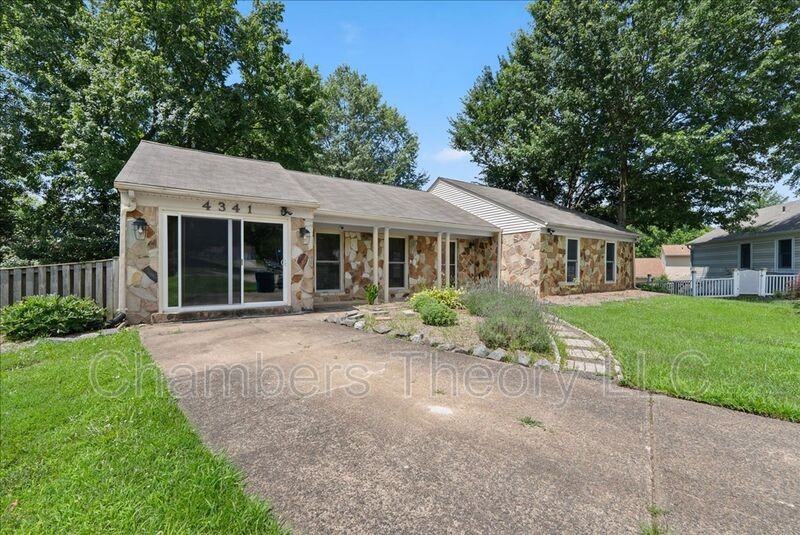 A0776 - Photo 2 of 47