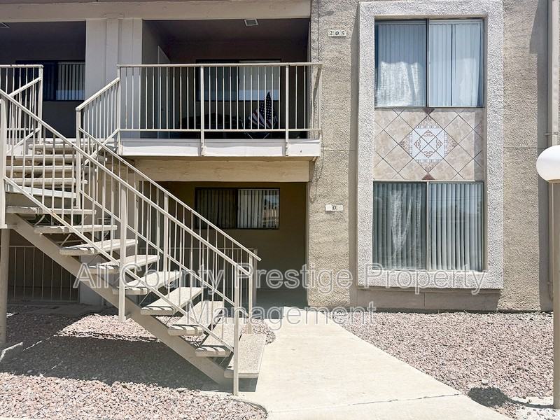 905 South Dorsey Lane #105 - Photo 2 of 22