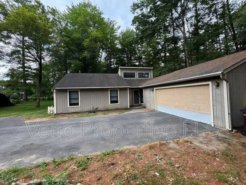 17 Sand Spurrey Rd - Photo 2 of 25