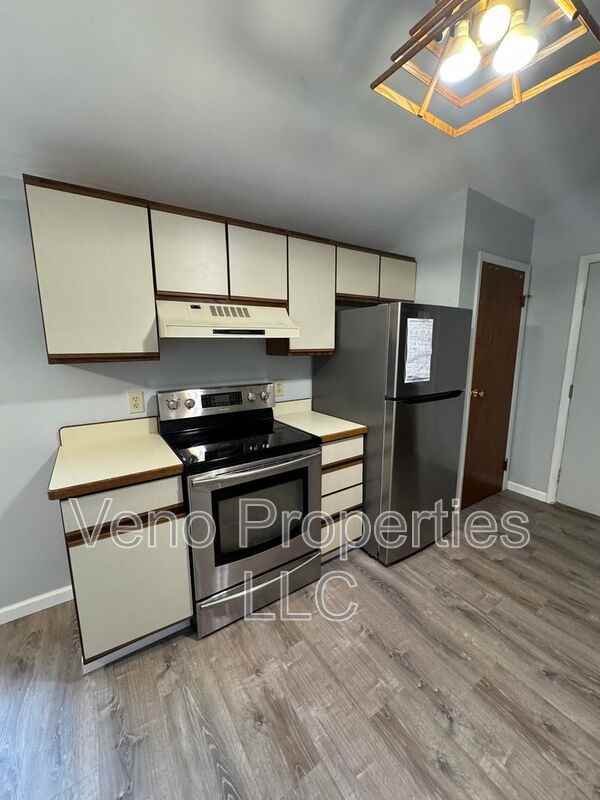 17 Sand Spurrey Rd - Photo 4 of 25