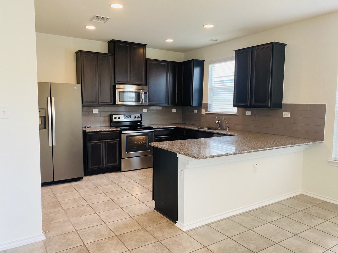 2036 Brandywine Dr #NA - Photo 5 of 14