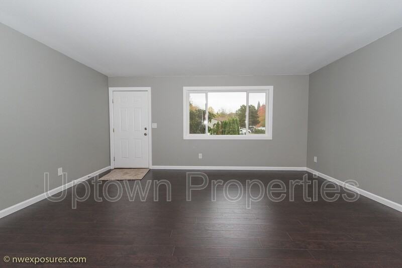 8150 Sw Thorn St - Photo 3 of 19