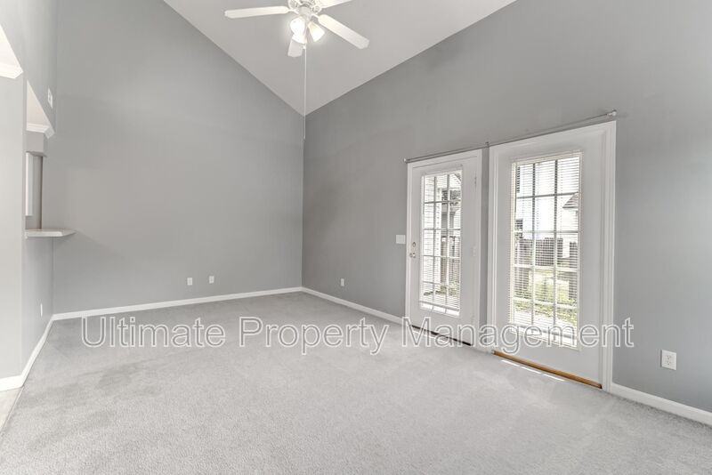 502 Shortfin Dr - Photo 5 of 16