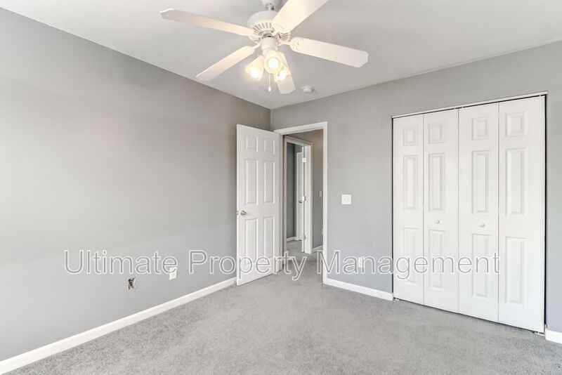 502 Shortfin Dr - Photo 7 of 16