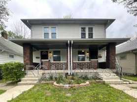 367 S Grand Ave - Photo 1 of 1