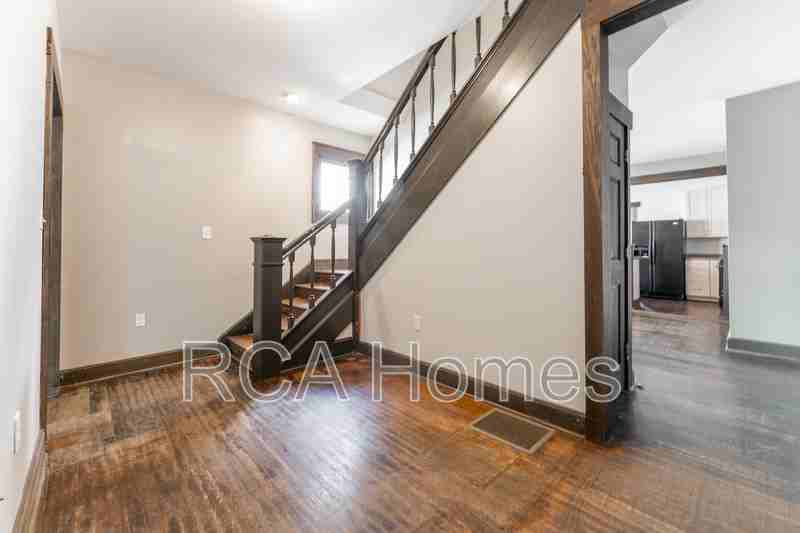 2439 N Pennsylvania St - Photo 4 of 11