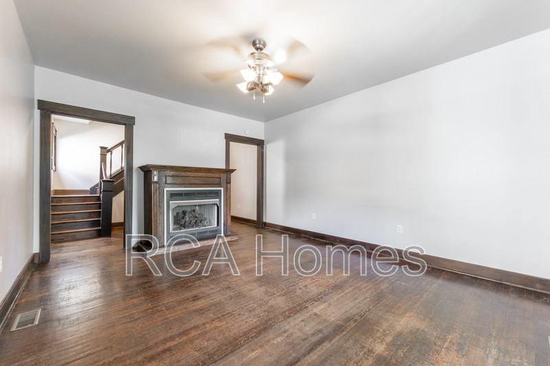 2439 N Pennsylvania St - Photo 5 of 11