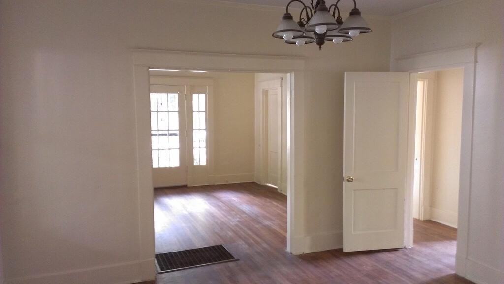 531 S Reese St #NA - Photo 2 of 7