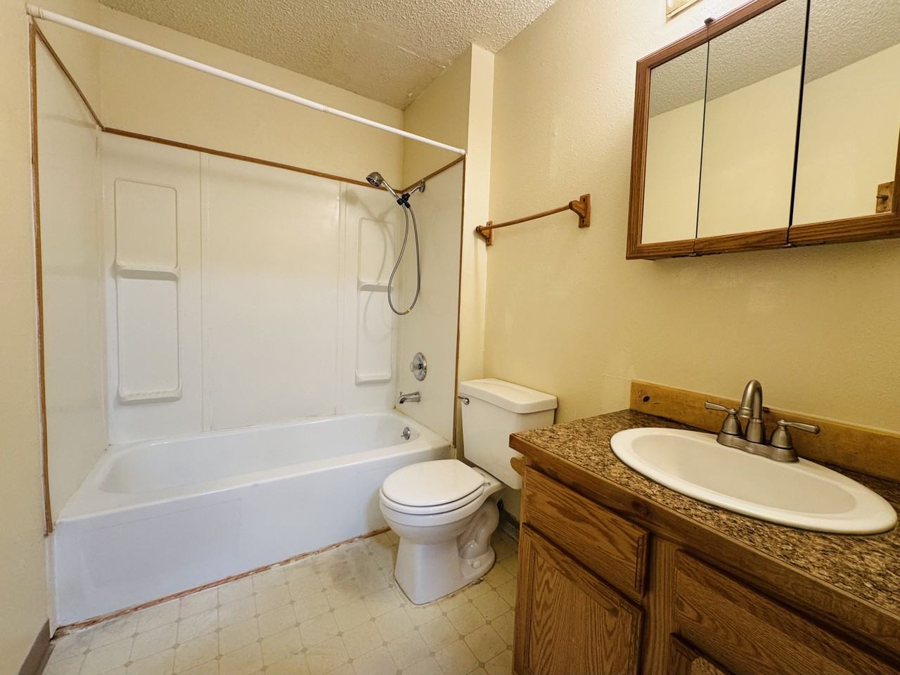 104 B St #20 - Photo 6 of 6