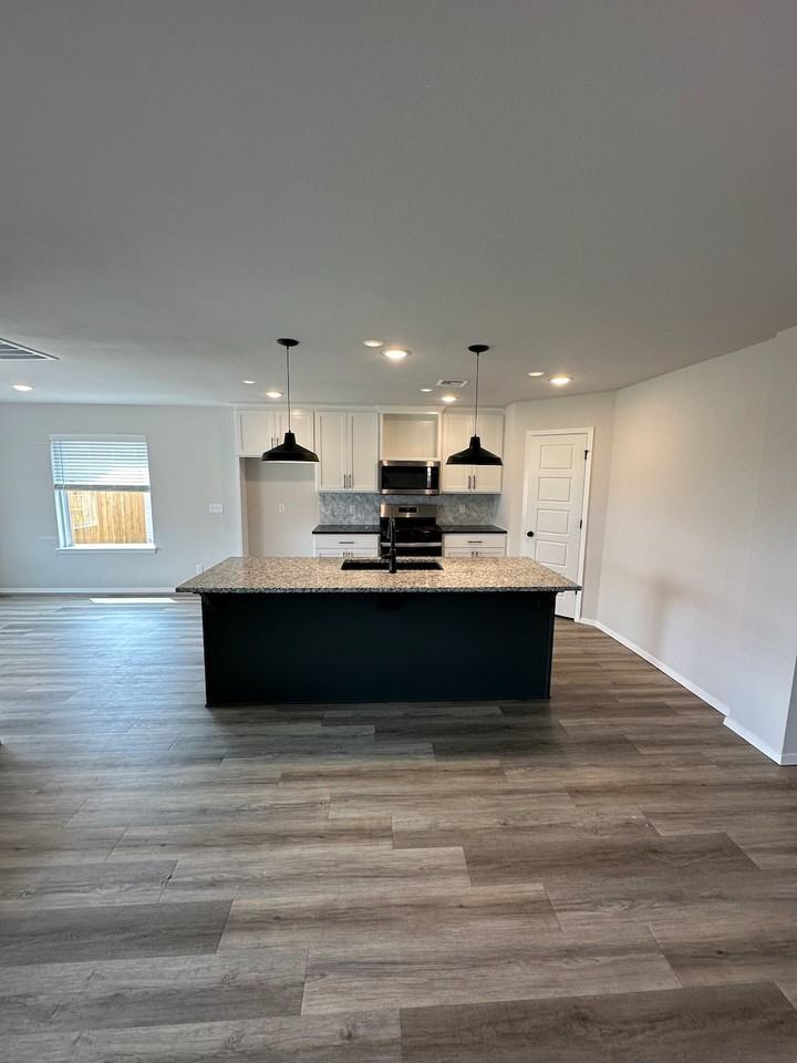 13139 S 72nd East Pl - Photo 4 of 21
