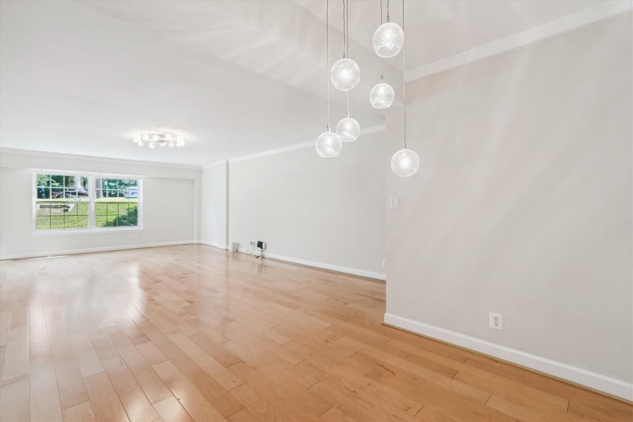 7621 Tremayne Pl #111 - Photo 6 of 34