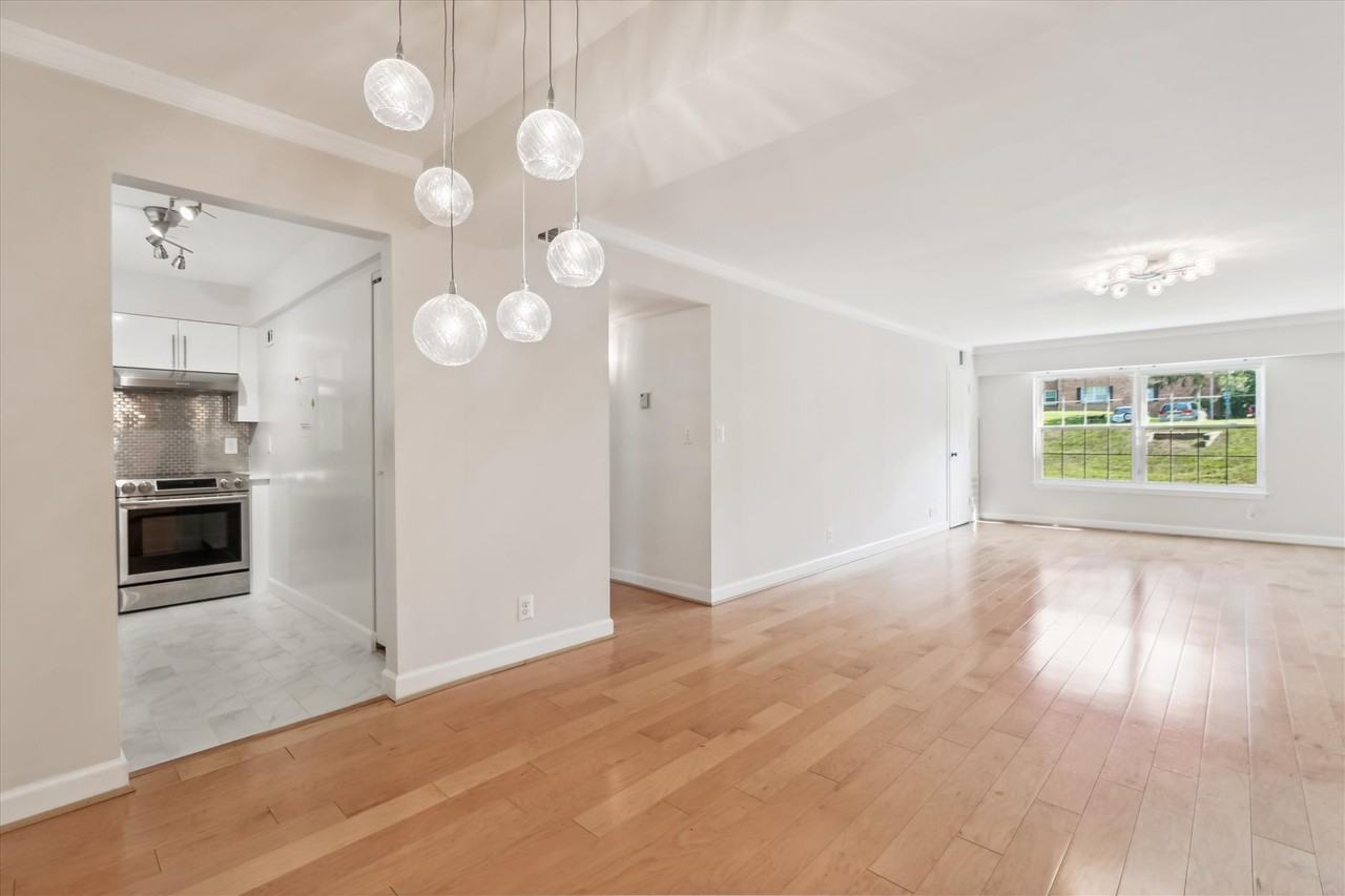 7621 Tremayne Pl #111 - Photo 7 of 34