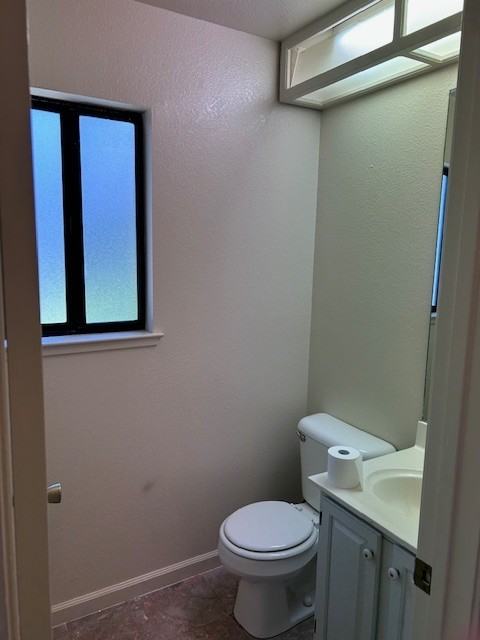 550 Creekside Ln - Photo 2 of 7