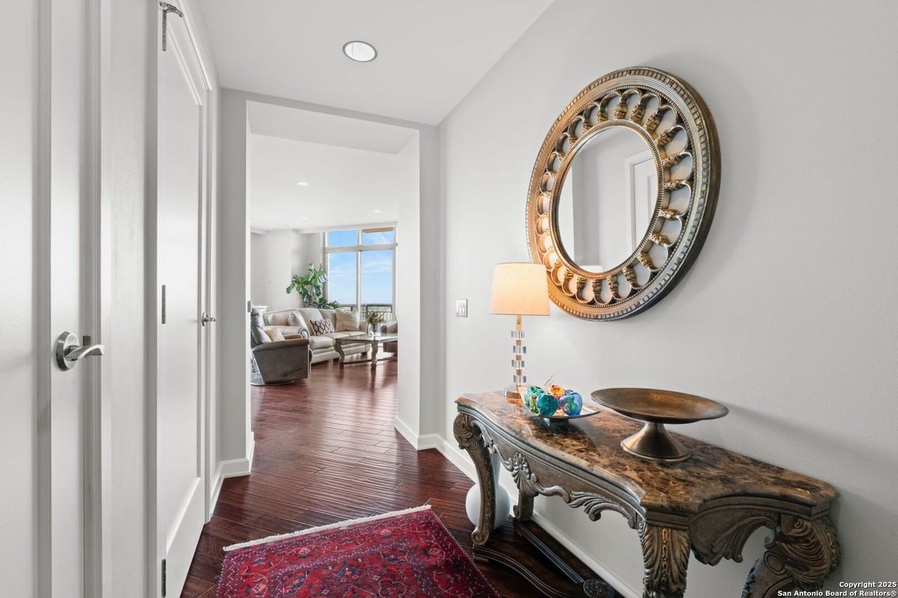 4242 Broadway 1401 - Photo 2 of 40