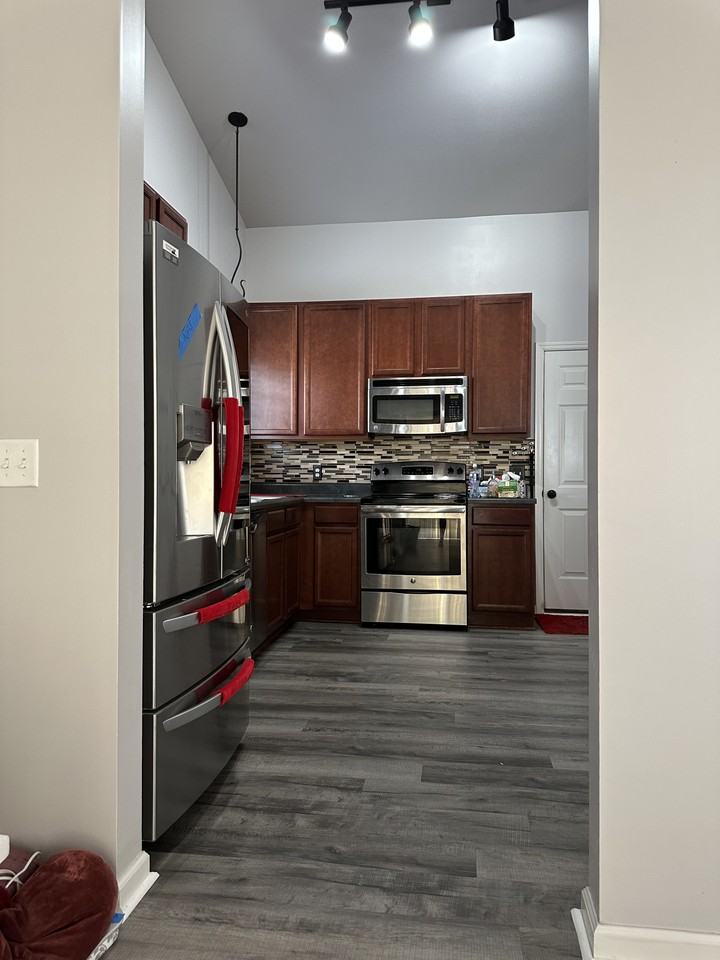 428 Ramblewood Way - Photo 6 of 35