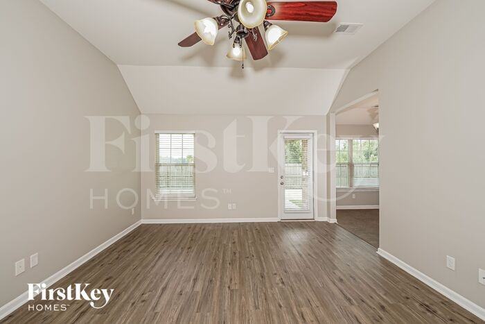 920 Alise Cir - Photo 3 of 19