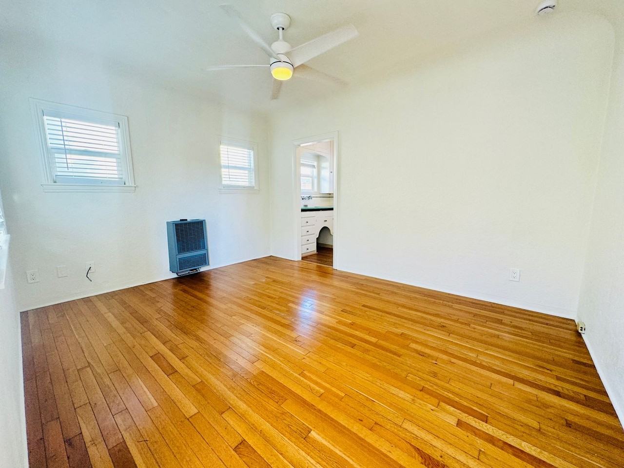 4512 1/2 Idaho St - Photo 3 of 14